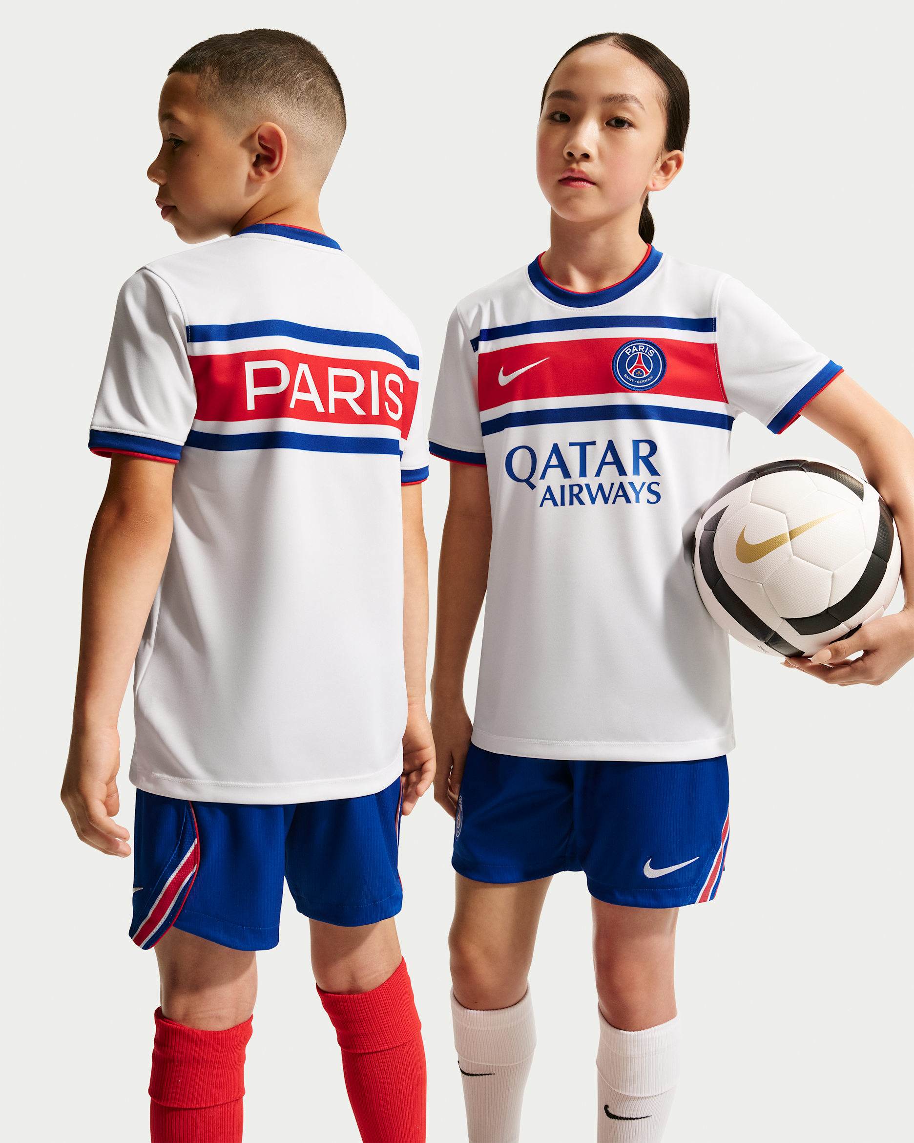 Paris Saint-Germain Home Older Kids' Nike Dri-FIT Football Pre